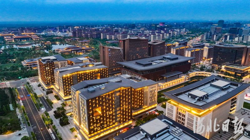 1747859584207233.jpeg “未来之城”里的中式美学3.jpeg