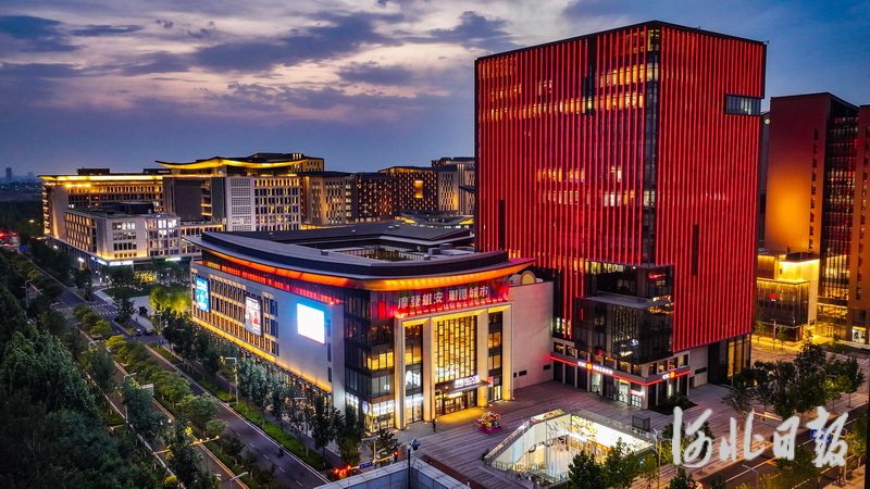 1747859592880645.jpeg “未来之城”里的中式美学4.jpeg