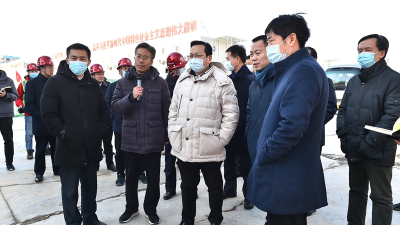 張國華到容東片區(qū)調(diào)研市場(chǎng)化項(xiàng)目及第三批安置房建設(shè)進(jìn)展情況并召開專題會(huì)議