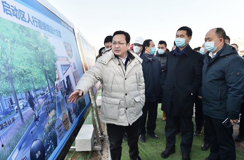 張國華調研啟動區重點項目建設并召開專題會議