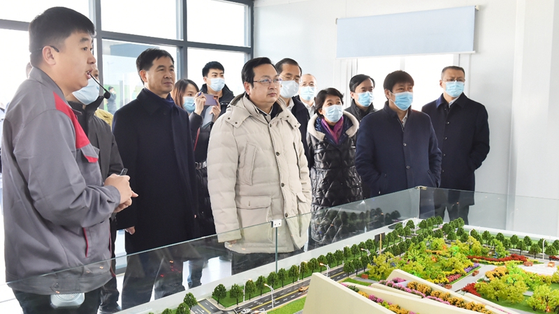 張國華調(diào)研昝崗組團和雄東片區(qū)重點項目建設(shè)情況并召開專題會議