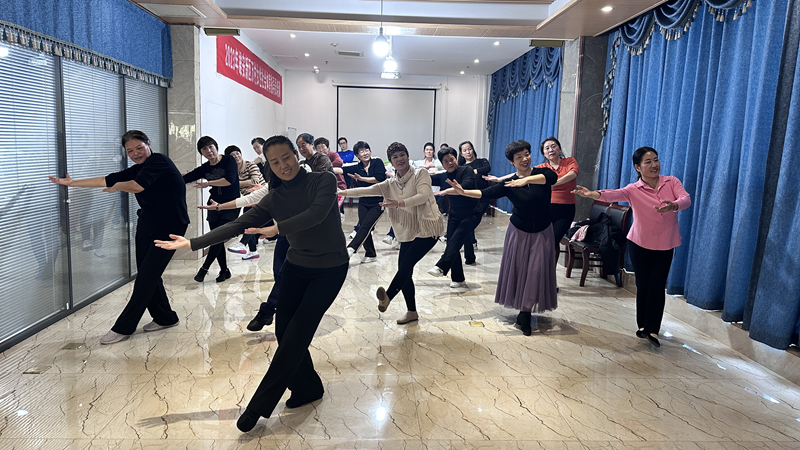 2023年雄安新區(qū)萬村女性社會(huì)體育指導(dǎo)員培訓(xùn)班舉辦